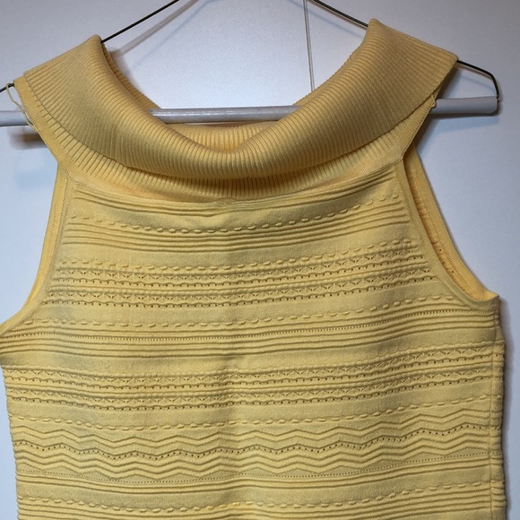 WHBM Yellow Off Shoulders Knit Tank M - Picture 6 of 6